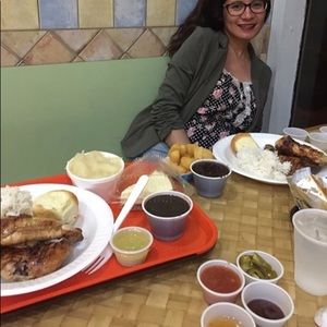 CLEARANCE 🔥🌸🌸🌸Rose and dot pattern cute top